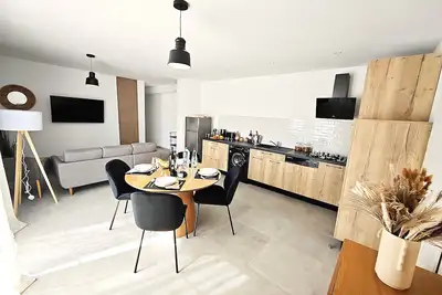 Image de Apartment **** 4 pers. , piscine chauffée, salle de sport, jeux, 10min des plages