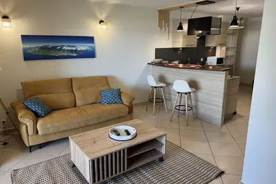 Image de Ti'Kaz Henry - logement climatisé + piscine +parking