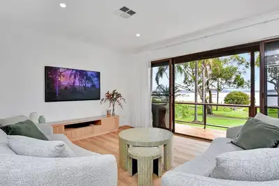 Image de Luna - Absolute Beachfront