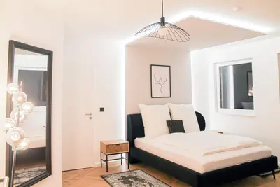 Image de modern apartment, close to center with parking spot