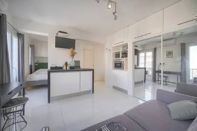 Image de Studio fonctionnel et confortable A0b204