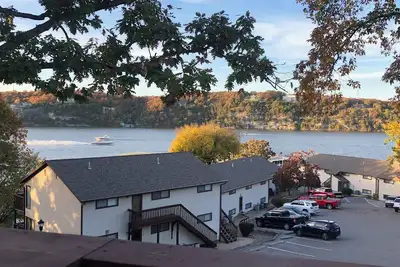 Image de Anchors Down! Breathtaking Views!