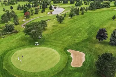 Image de The Charleston House- Steps from 2 Golf Courses Perfect Fingerlakes Getaway