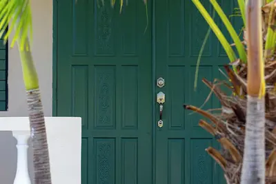 Image de *New* The Green Door, Apartment on Barbados' West Coast