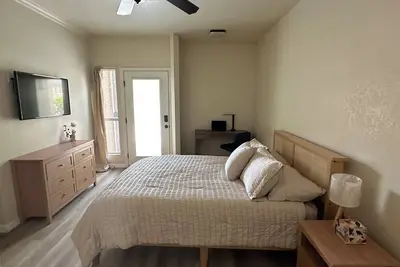 Image de Gated Mid Term Rental in Heart of Phoenix
