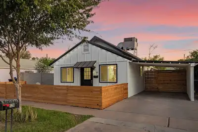 Image de Charming 3-bedroom house in welcoming Downtown Gilbert with WiFi, Ac
