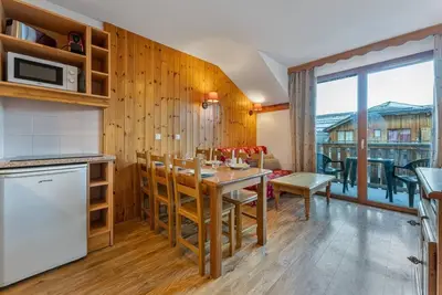 Image de Centre station, 3ème étage, remise en forme, piscine, sauna, casier à ski, 38m², Les Orres