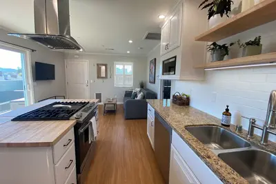 Image de Clean Penthouse with Balcony