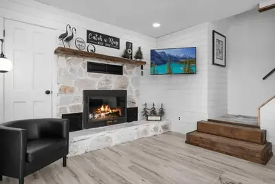 Image de Great Lake Michigan Cottage on 1. 5 acres. Room to play