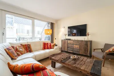 Image de SeaRise with lateral sea view & parking by Interhome