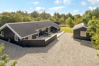 \"Onni\" - 2. 3km from the sea by Interhome