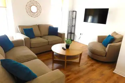 Image de No 5 - Modern 2 bedroom Apartment in Lanark Town Centre