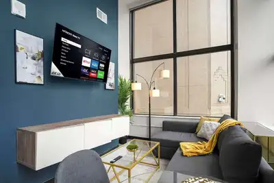Image de CozySuites Modern 1br in Downtown Pitts #5