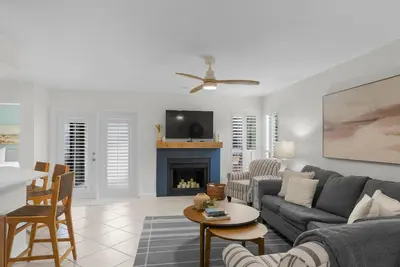 Image de 2br Condo at the Tennis Village in Tops’l with Sandestin Perks!