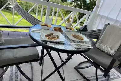 Image de Charming cottage with WiFi and Ac in adorable Blunts