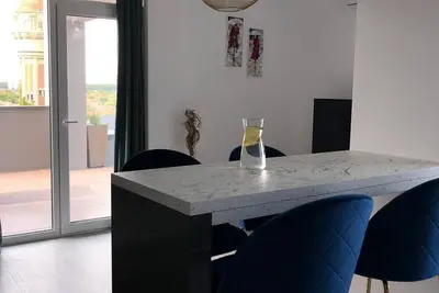 Image de Luxury Lavender Gorgeous Terrace Free Undg Parking