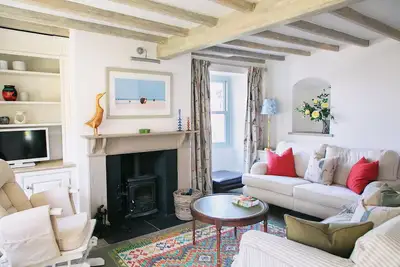 Image de Beautiful 2 bedroom village cottage