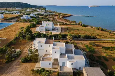 Image de Cycladic home in Kampos by Ghh