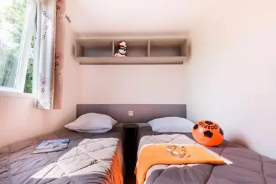 Image de Mobil-home 3 Pièces 4 Personnes + Tv - 3 soleils