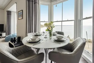 One Charlton House - Deux Chambres Appartement, Couchages 4