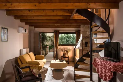 Image de Elia 2, cozy two-level maisonette, close to Heraklion