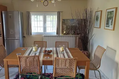 Image de Cosy garden house in a villa