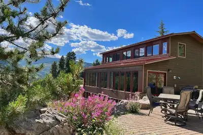 Image de Spectacular Top of the Rockies 4 Bedroom Mountain Home Near Vail