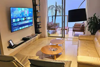 Image de Charming 2-Bedroom apartment at best Building of Panama City by Phillipe Starck