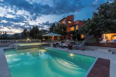 Image de Villa de luxe 18 pers avec piscine chauffée près de Cannes