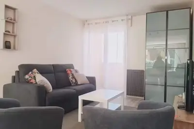 Image de Soleil Bleu, T2, 53 m² - 15 min à pied des plages