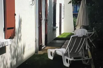 Image de Appartement en rez de chaussée de villa 300 m de la mer. Quartier parc de Royan