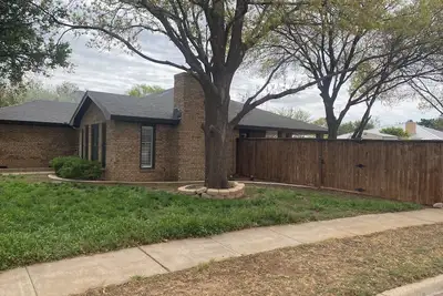 Image de Completely remodeled 3-bedroom 2 bath in south Lubbock. 7 min to Tech.