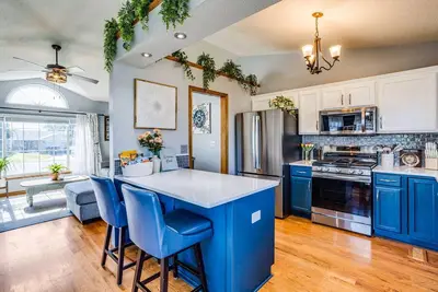 Image de Prairie Peace - Family & Pet-Friendly Home on Quiet Cul-De-Sac w/ Games & Toys