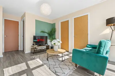 Image de Luxe City Hideaway | Salford | Parking | 2Bed