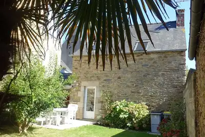 Maison  Lannion, calme, jardin clos, proche mer.