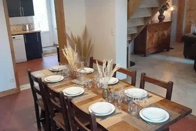 Image de \"Gîte La Maison Family\" beau jardin proche de sancerre idéal pour les familles