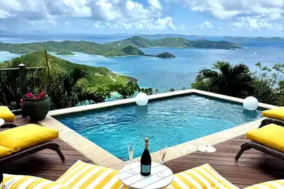 Image de Panoramic Ocean Views, Heated Pool, Off Grid, Lunazul Villa