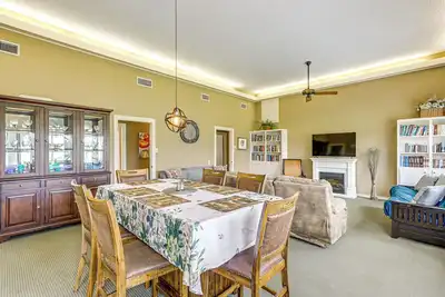 Image de Golf Course Views: Family Home w/ Yard in Salado!