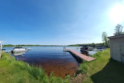 Image de Lakefront Cottage Retreat in Charming Mountain!