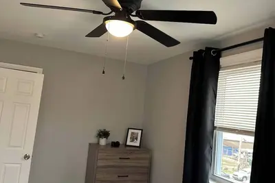 Image de Spacious 2br Retreat in Philadelphia, Modern Comfort with Parking, Washer/Dryer