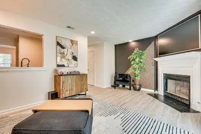 Image de Near Gicc & Atl Airport: Modern Townhome!