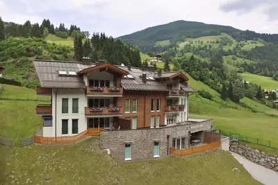 Appartement dans le domaine skiable