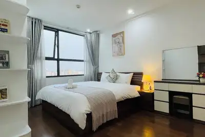 Image de Căn hộ 3 phòng ngủ, 2 phòng tắm hiện đại, sang trọng - Vinhomes D'Capitale