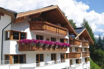 Image de Appartement à St. Anton am Arlberg avec balcon
