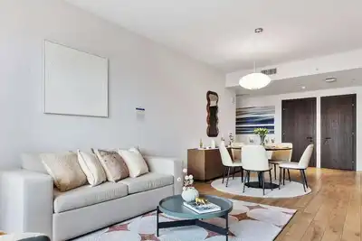 Image de Upscale 3br Condo-Fully Renovated w/ Stunning View