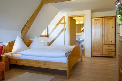 Chambre double n° 9, petit-déjeuner compris