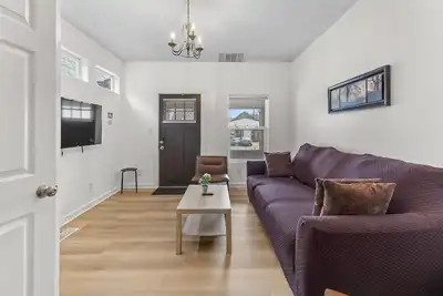 Image de Cozy Retreat in Historic Downtown Neighborhood