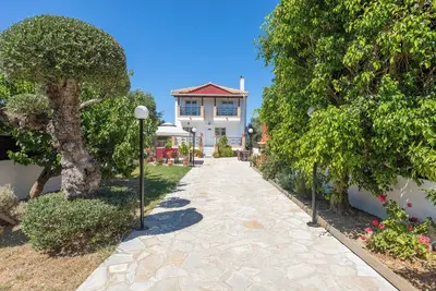 Cozy Garden Casa Callianeira Residence near Zante Town