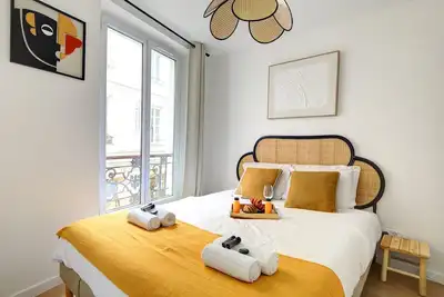 Image de Suite L’Écouffes — charme secret du Marais