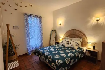 Image de Appartement dans le centre historique d'Orange avec terrasse privée